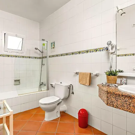 Llucasaldent Menor By Plus Vila