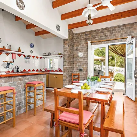 Llucasaldent Menor By Plus * Alaior